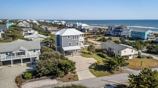 $1,900,000 | 102 East Summer Place, Emerald Isle, NC 28594