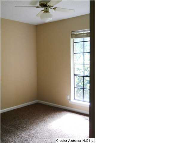 104 Anchor Circle Alabaster, AL 35007 - Photo 4 of 13