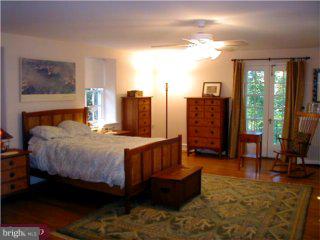 51 East Bells Mill Road Philadelphia, PA 19118 - Photo 4 of 6