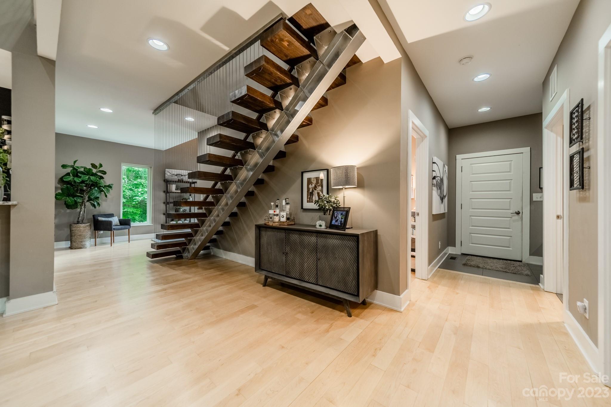 5119 Plantation Ridge Road Charlotte, NC 28214 - Photo 5 of 34 Gallery Image 5