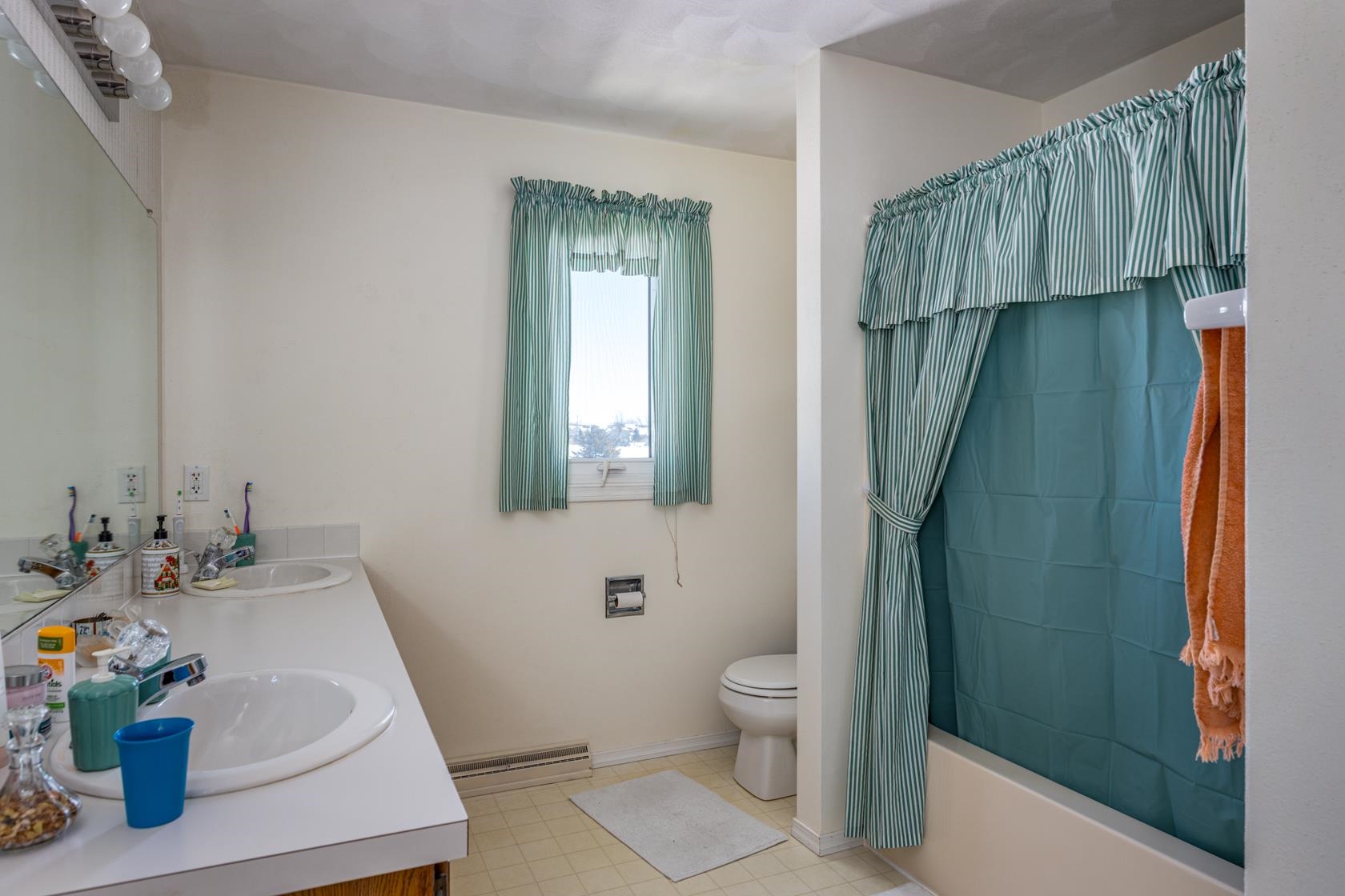 3200 Huckleberry Lane Appleton, WI 54915 - Photo 13 of 32