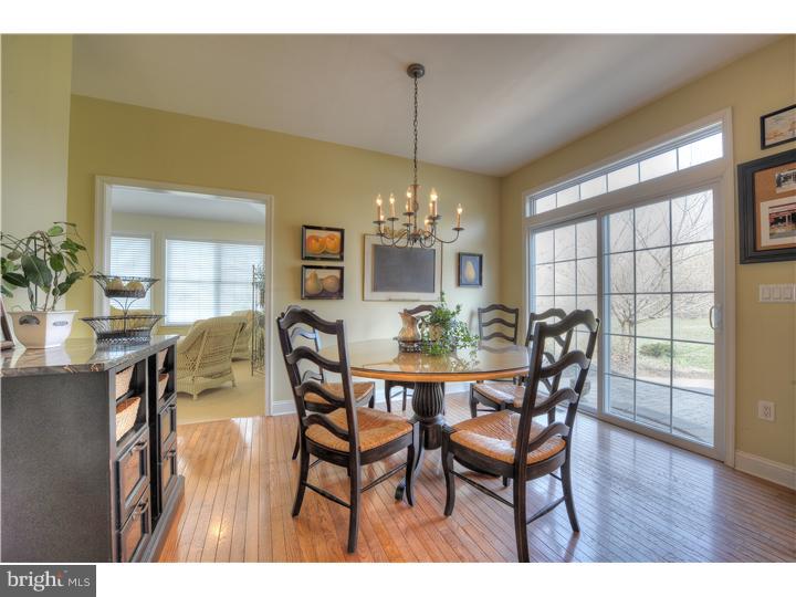 8 Victoria Court Cream Ridge, NJ 08514 - Photo 15 of 23 Breakfast Room
