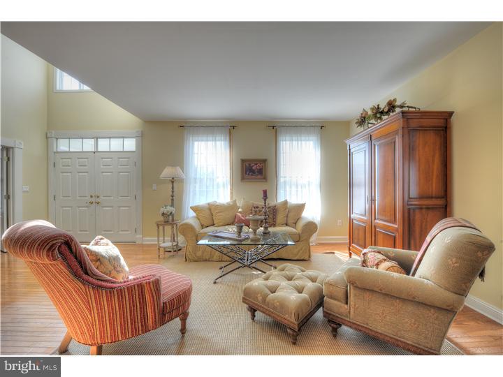 8 Victoria Court Cream Ridge, NJ 08514 - Photo 5 of 23 Gallery Image 5