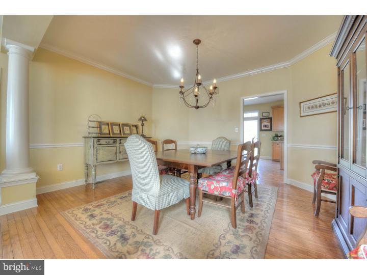 8 Victoria Court Cream Ridge, NJ 08514 - Photo 6 of 23 Dining Room