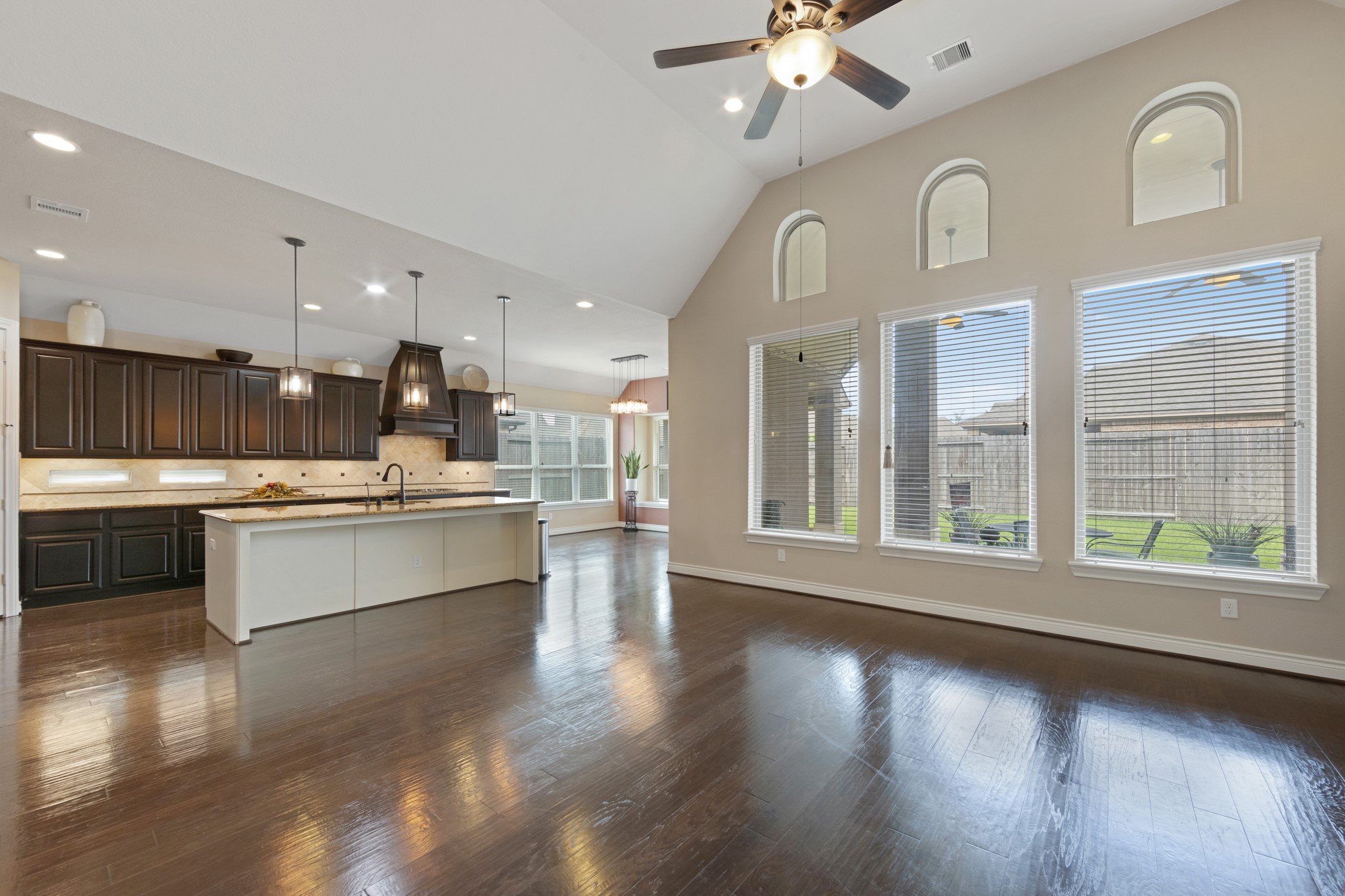 19310 Sanctuary Rosebud Lane Spring, TX 77388 - Photo 12 of 44
