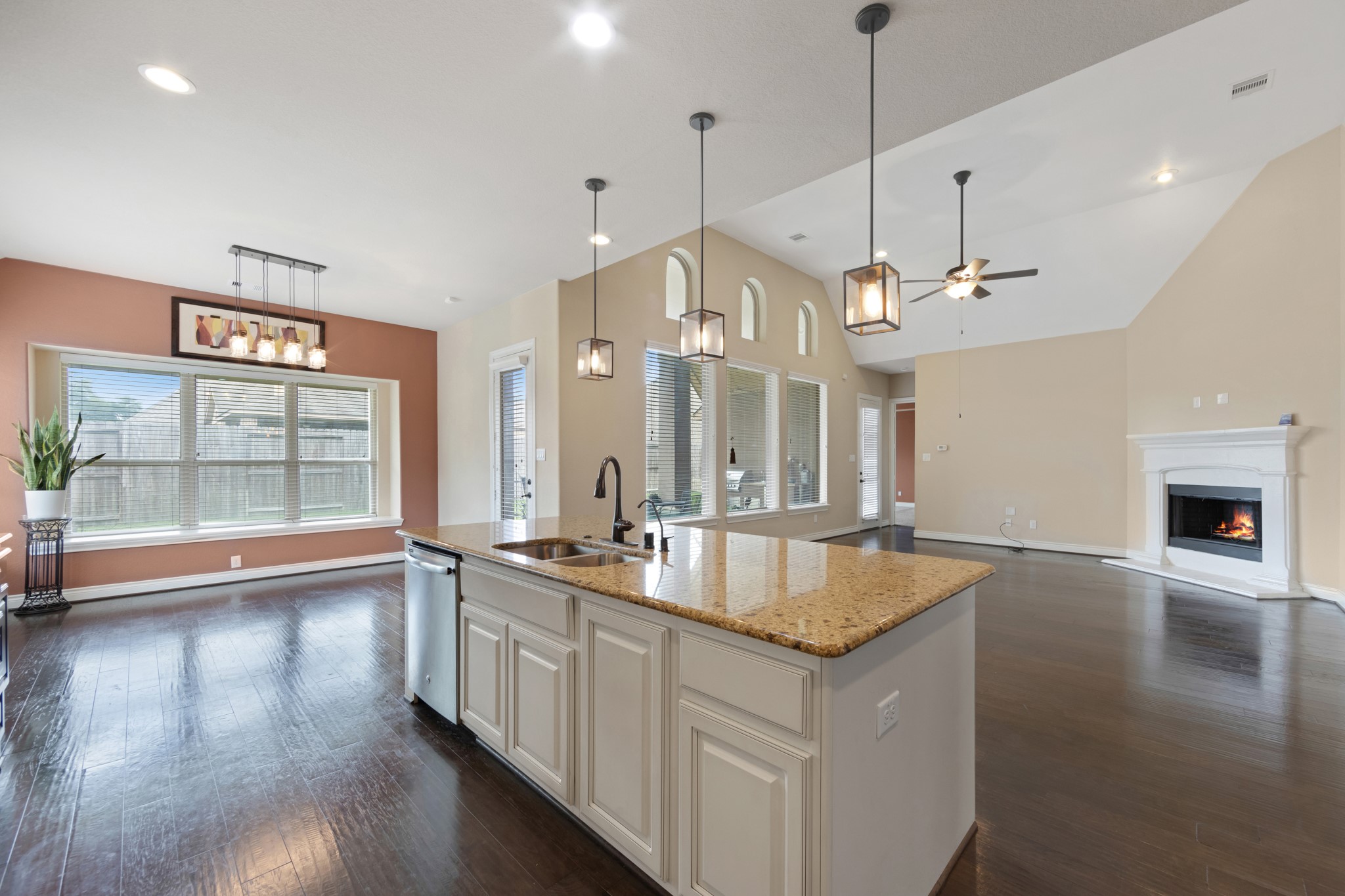19310 Sanctuary Rosebud Lane Spring, TX 77388 - Photo 15 of 44