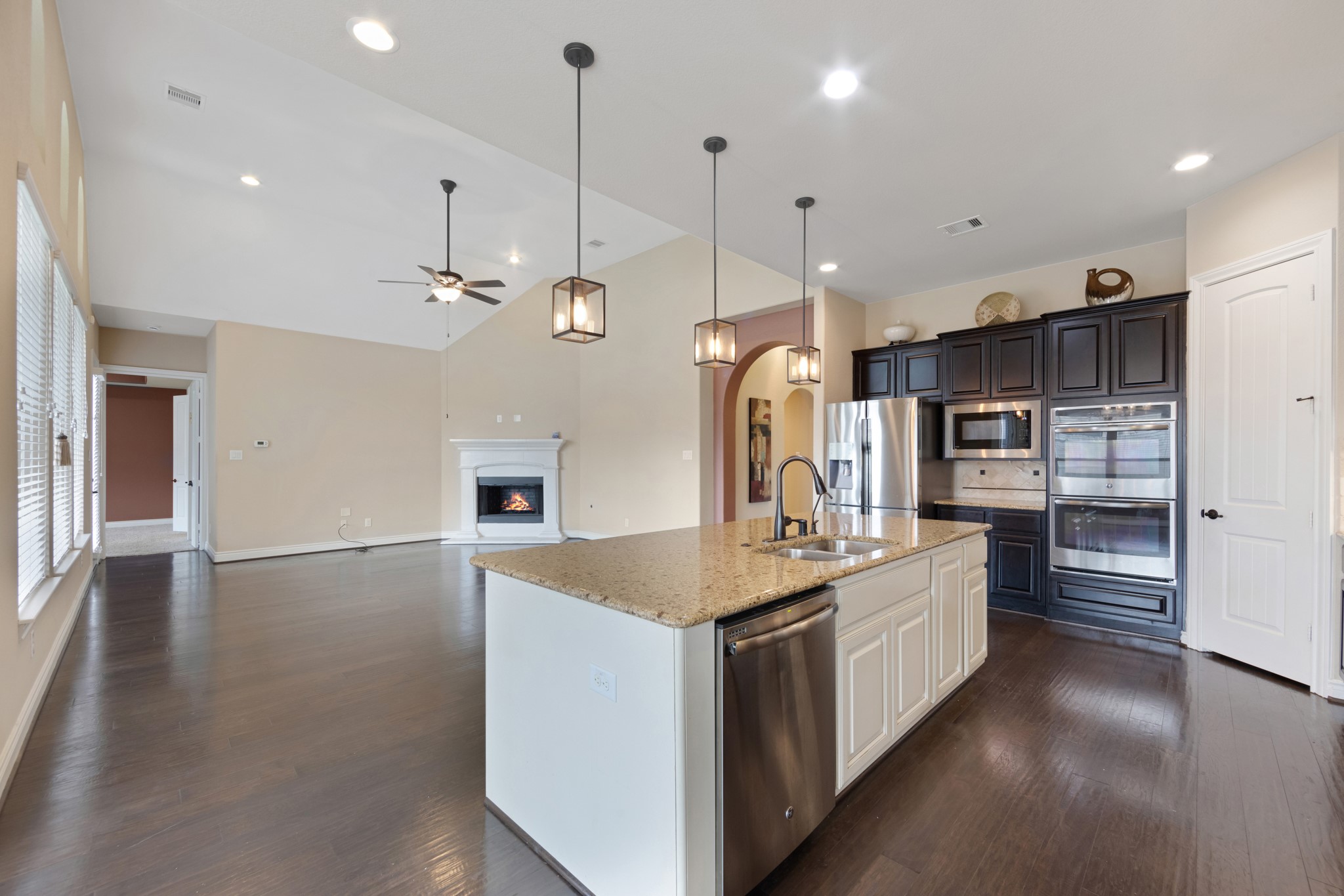 19310 Sanctuary Rosebud Lane Spring, TX 77388 - Photo 17 of 44