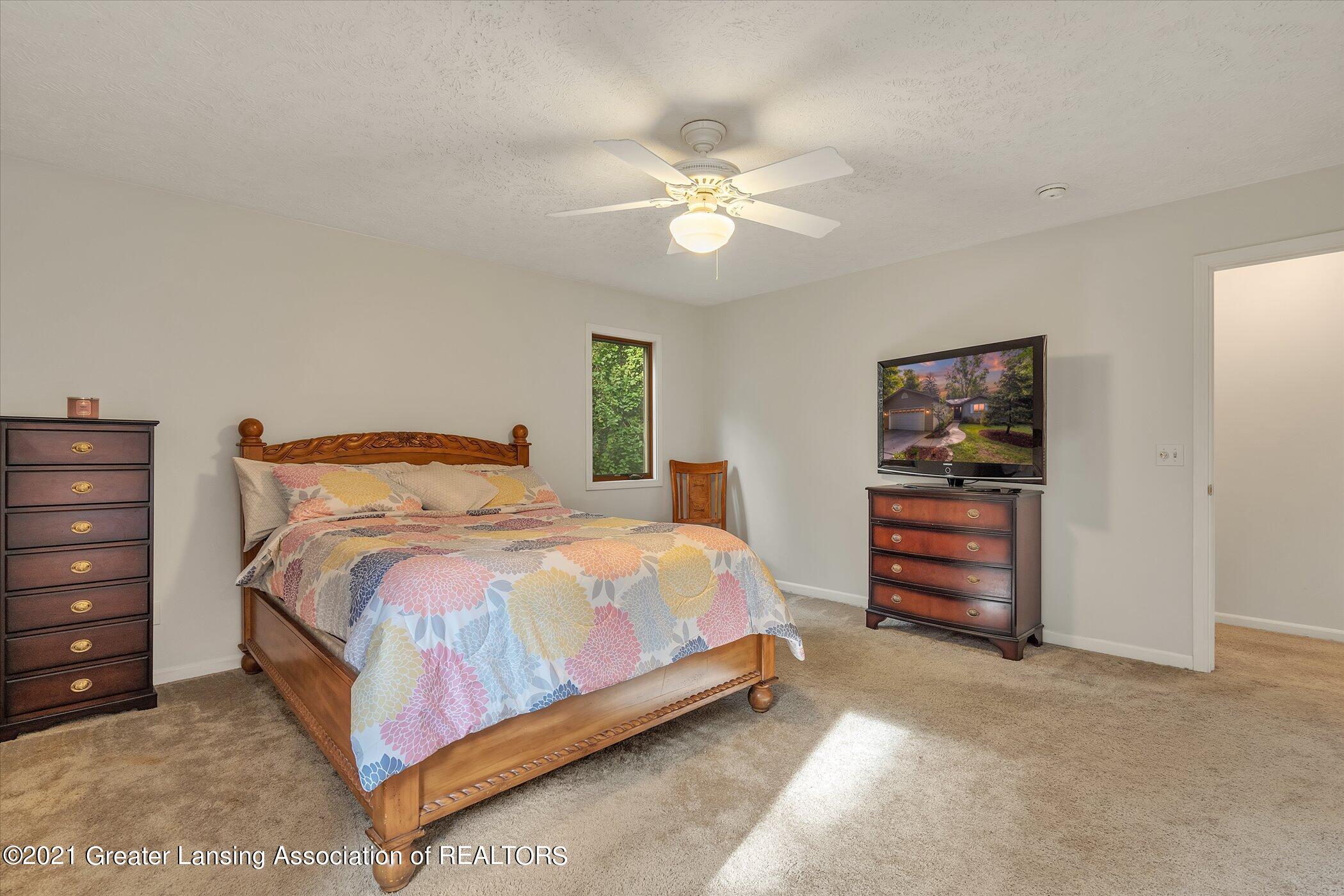 4603 Old Lansing Road Lansing, MI 48917 - Photo 16 of 34 16-4603-Old-Lansing-Rd-Windowstill-Real-