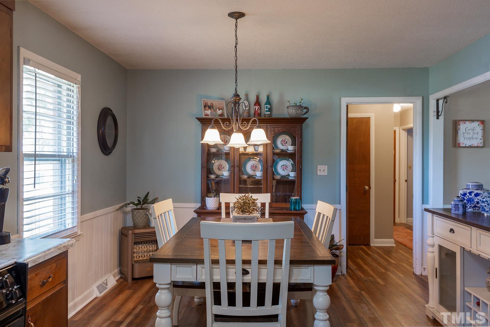 842 Ammons Road Dunn, NC 28334 - Photo 11 of 28 Gallery Image 11