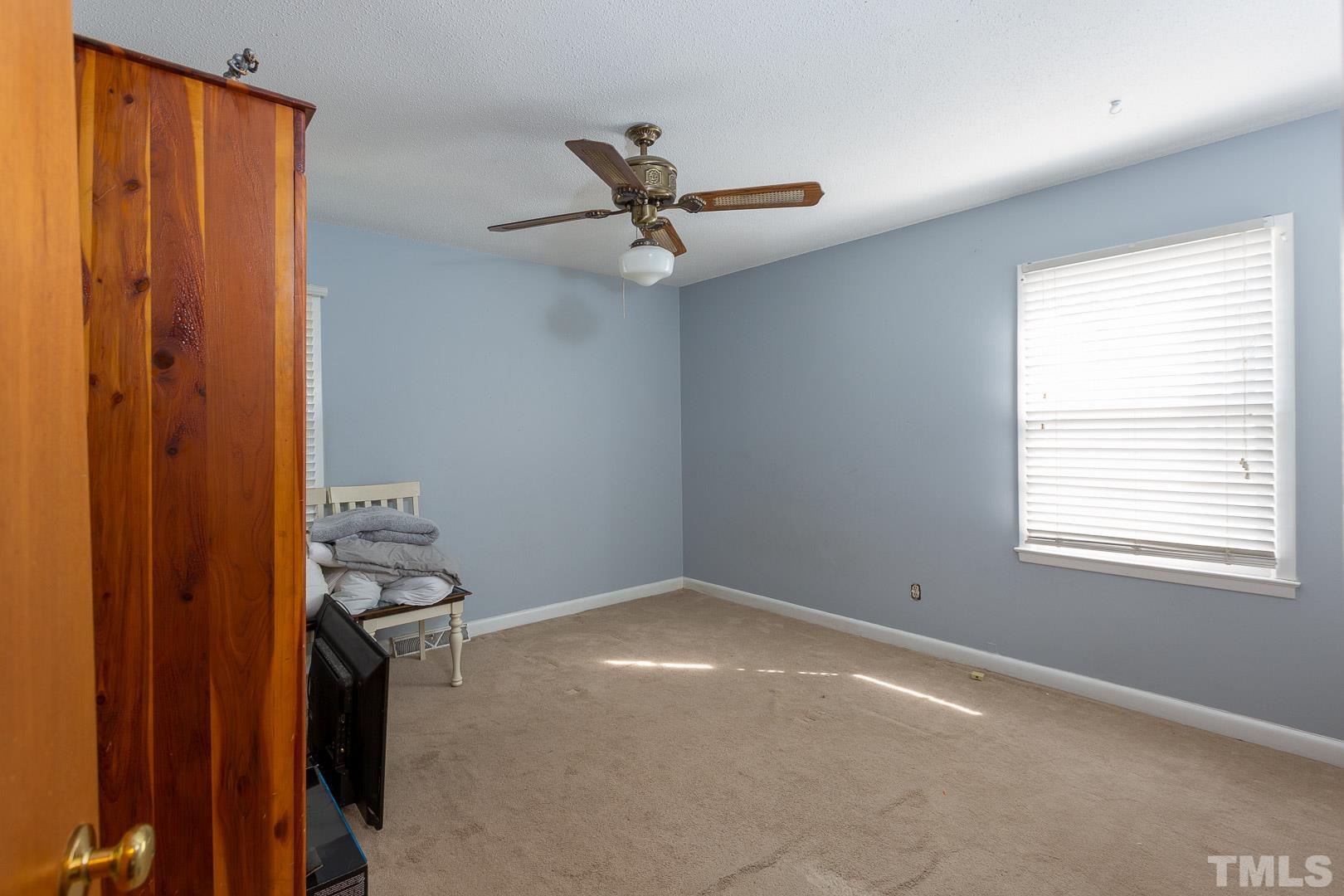 842 Ammons Road Dunn, NC 28334 - Photo 19 of 28 Gallery Image 19