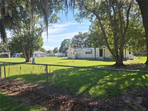 $1,950 | 3911 Loury Drive, Wesley Chapel, FL 33543