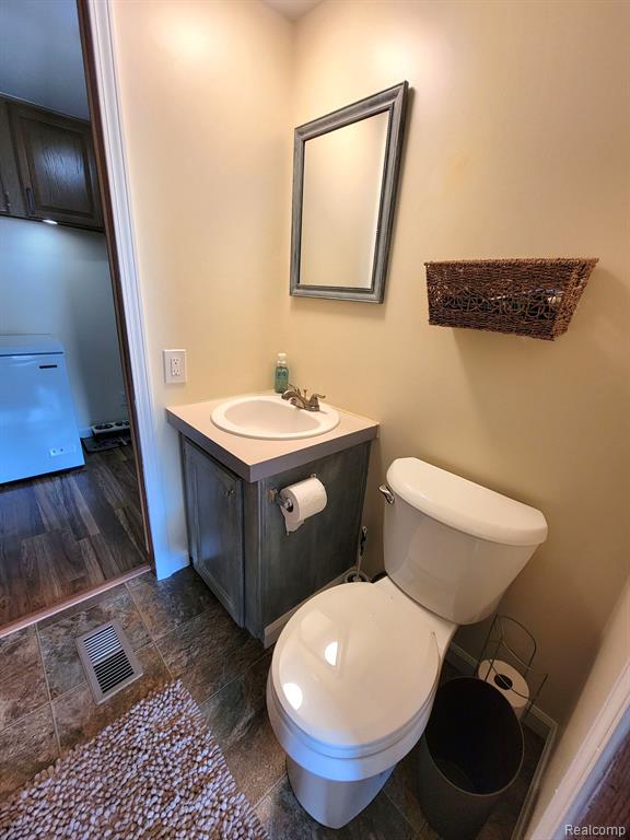 8486 Silver Lake Road Linden, MI 48451 - Photo 18 of 34 Gallery Image 18