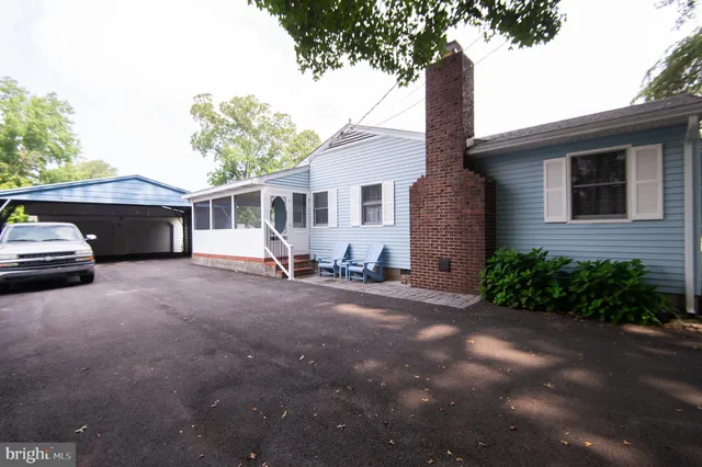 $324,900 | 5302 River Drive, Cambridge, MD 21613