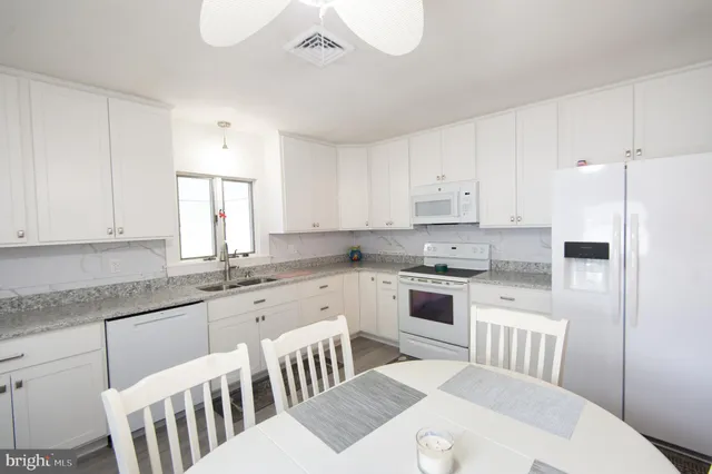 $324,900 | 5302 River Drive, Cambridge, MD 21613