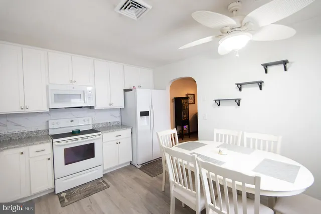 $324,900 | 5302 River Drive, Cambridge, MD 21613