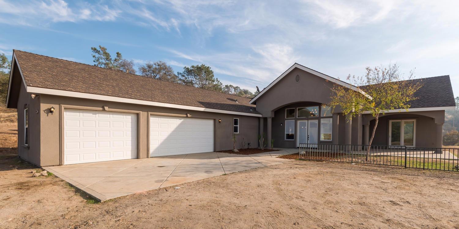 22443 Loper Valley Road Prather, CA 93651 - Photo 1 of 39 Gallery Image 1