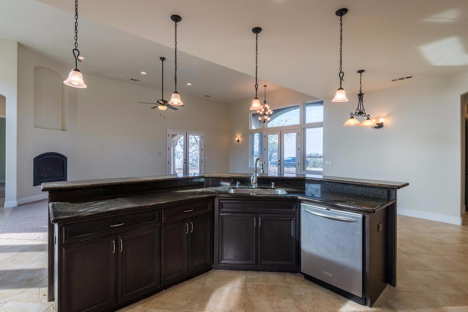 22443 Loper Valley Road Prather, CA 93651 - Photo 11 of 39 Gallery Image 11