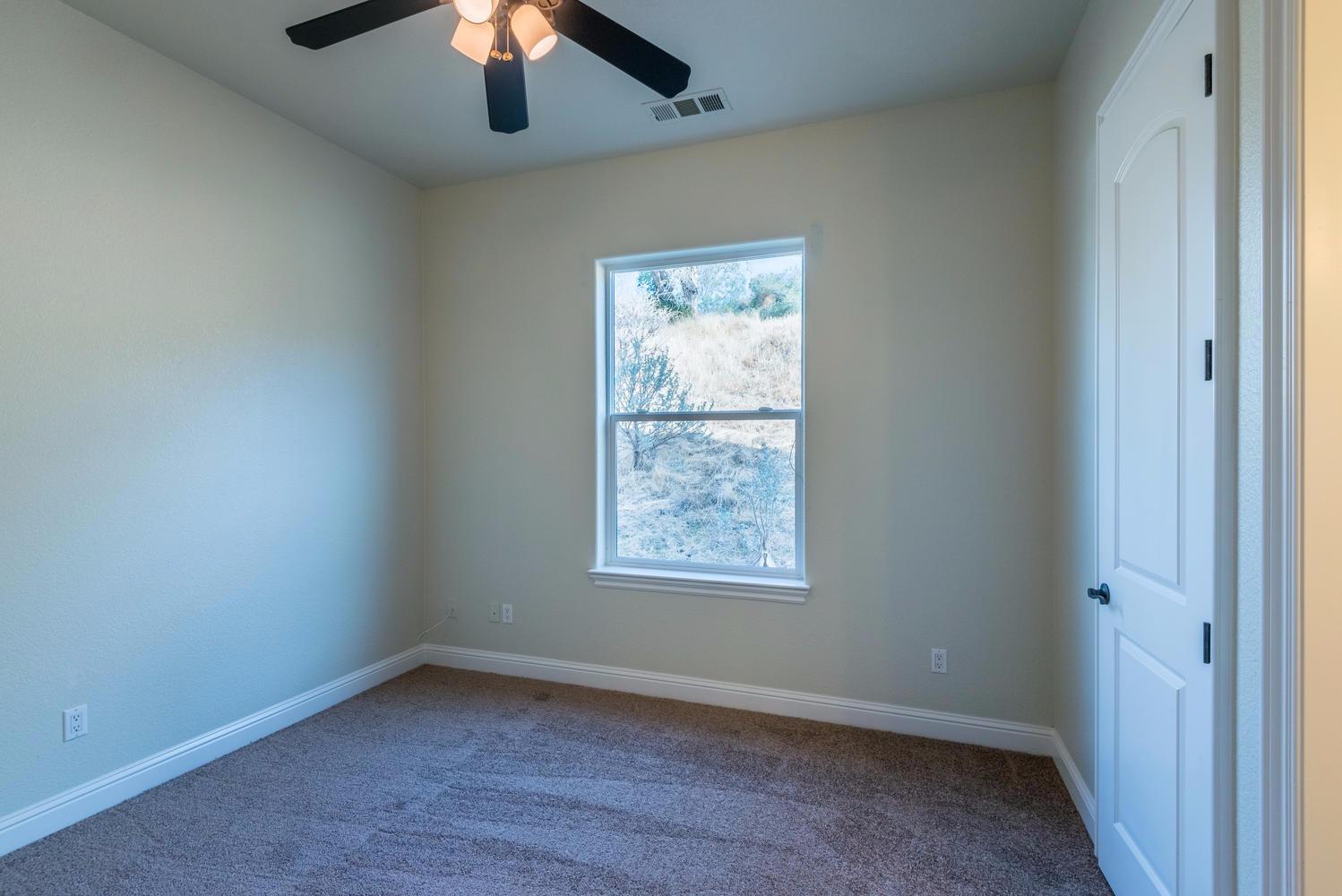 22443 Loper Valley Road Prather, CA 93651 - Photo 13 of 39 Gallery Image 13