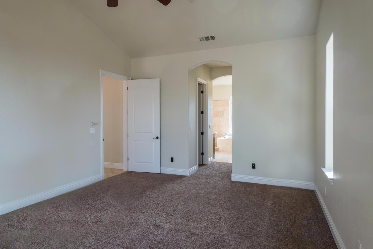 22443 Loper Valley Road Prather, CA 93651 - Photo 28 of 39 Gallery Image 28