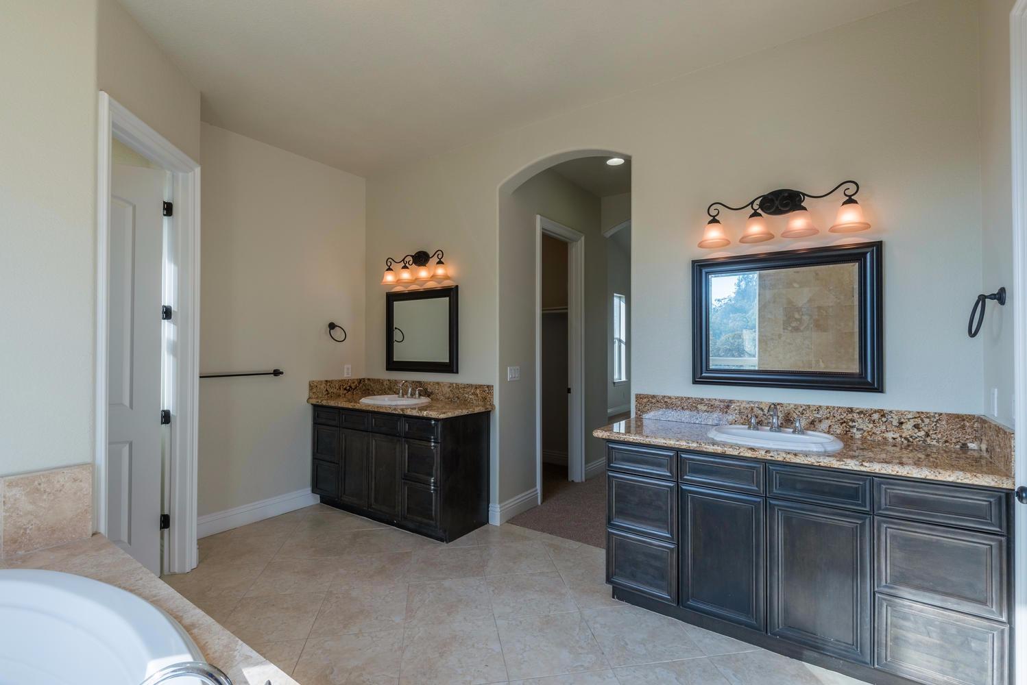22443 Loper Valley Road Prather, CA 93651 - Photo 32 of 39 Gallery Image 32