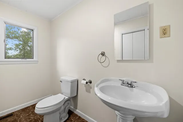 $274,900 | 185 Highland Avenue, Lisbon, NH 03585