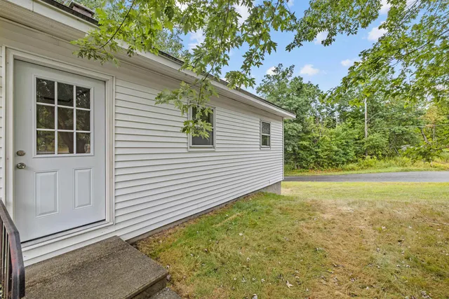 $274,900 | 185 Highland Avenue, Lisbon, NH 03585