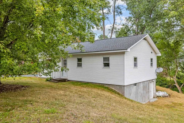 $274,900 | 185 Highland Avenue, Lisbon, NH 03585