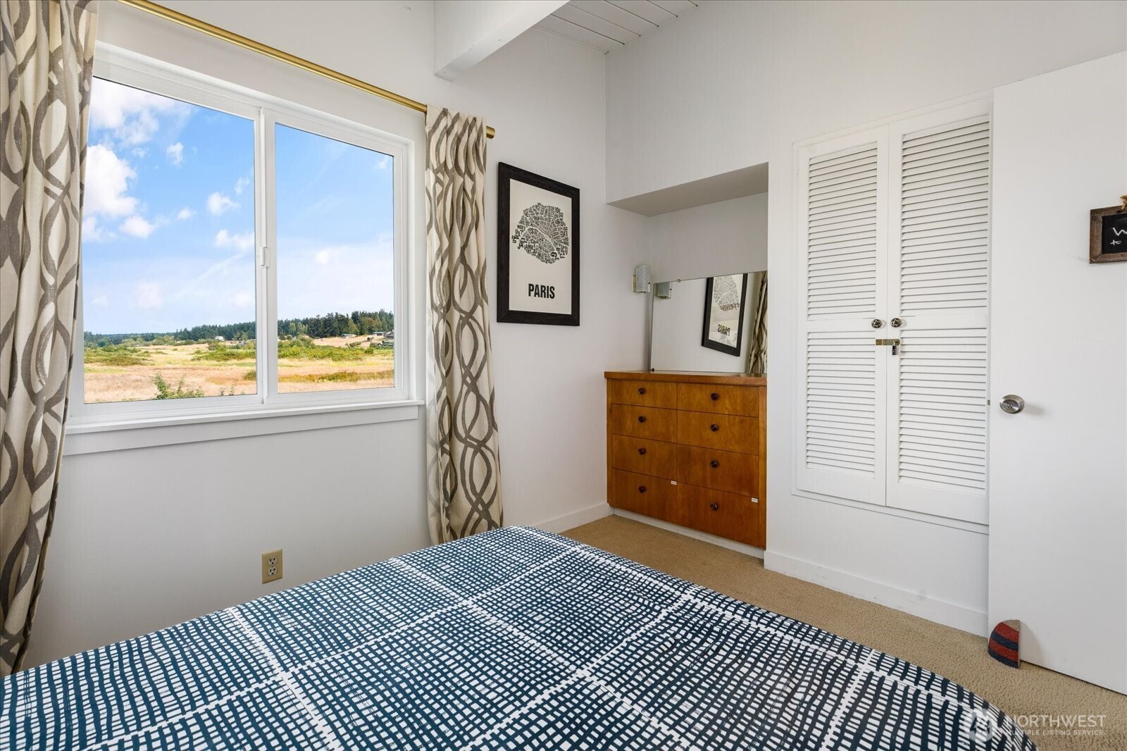 2577 Sunlight Beach Road Clinton, WA 98236 - Photo 19 of 40 Gallery Image 19