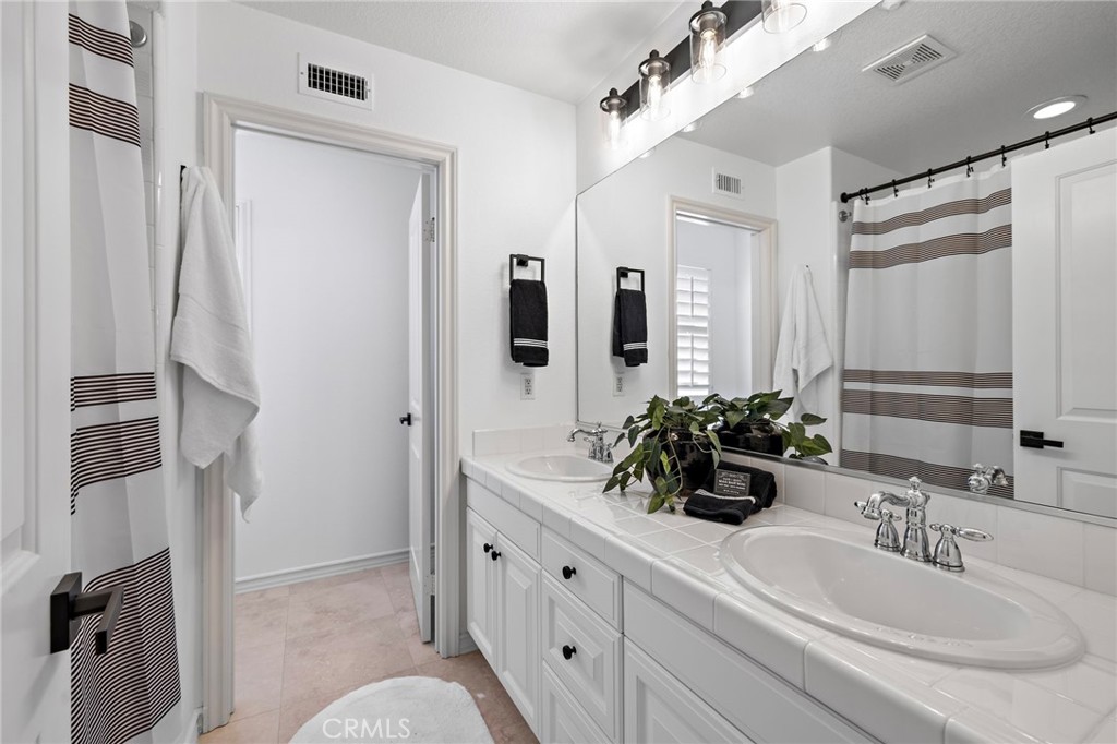 8 St Steven Court Ladera Ranch, CA 92694 - Photo 25 of 44