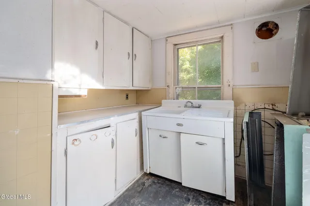 $379,900 | 18-24 Jerome Avenue, Cairo, NY 12413