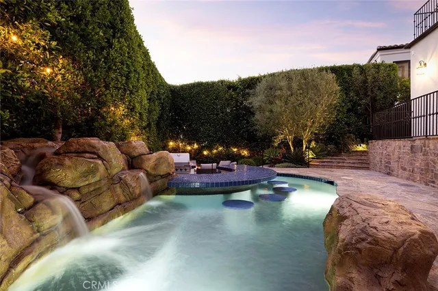 $8,200,000 | 420 De Sola Terrace, Corona del Mar, CA 92625