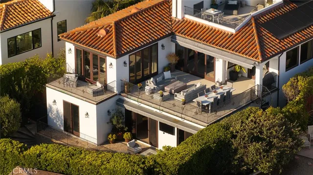 $8,200,000 | 420 De Sola Terrace, Corona del Mar, CA 92625
