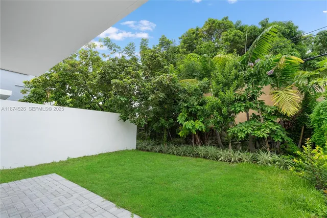 $1,600,000 | 857 Southwest 14th Avenue, Unit A, Miami, FL 33135