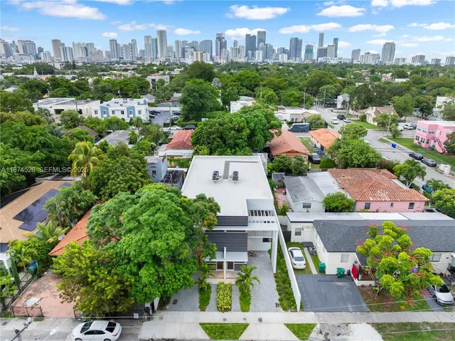$1,600,000 | 857 Southwest 14th Avenue, Unit A, Miami, FL 33135