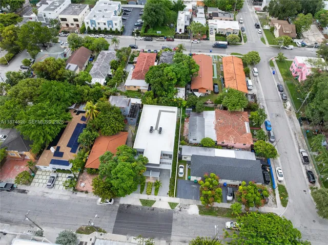 $1,600,000 | 857 Southwest 14th Avenue, Unit A, Miami, FL 33135