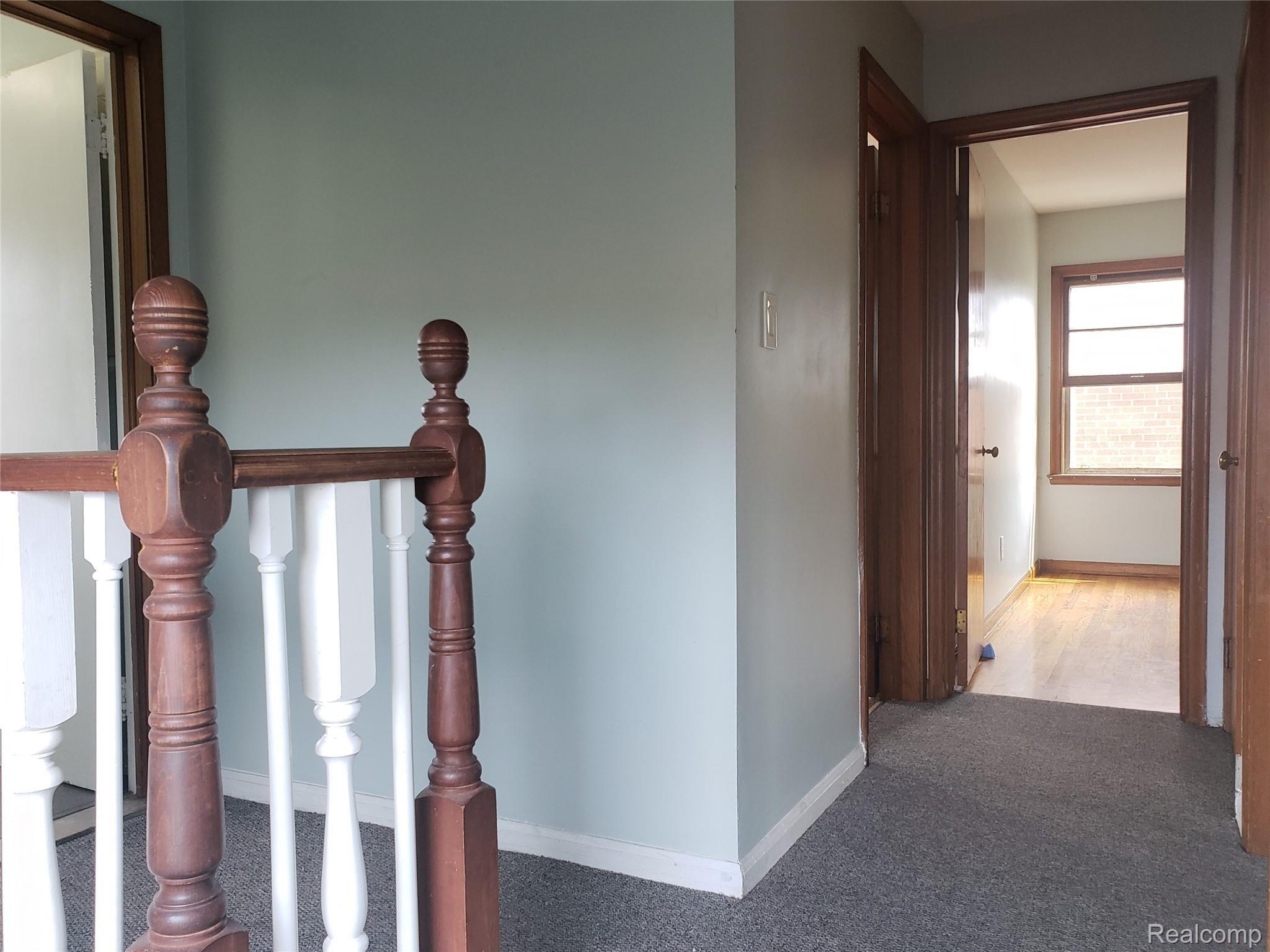 84 Chestnut Street River Rouge, MI 48218 - Photo 22 of 38 Second Story Hallway.jpg