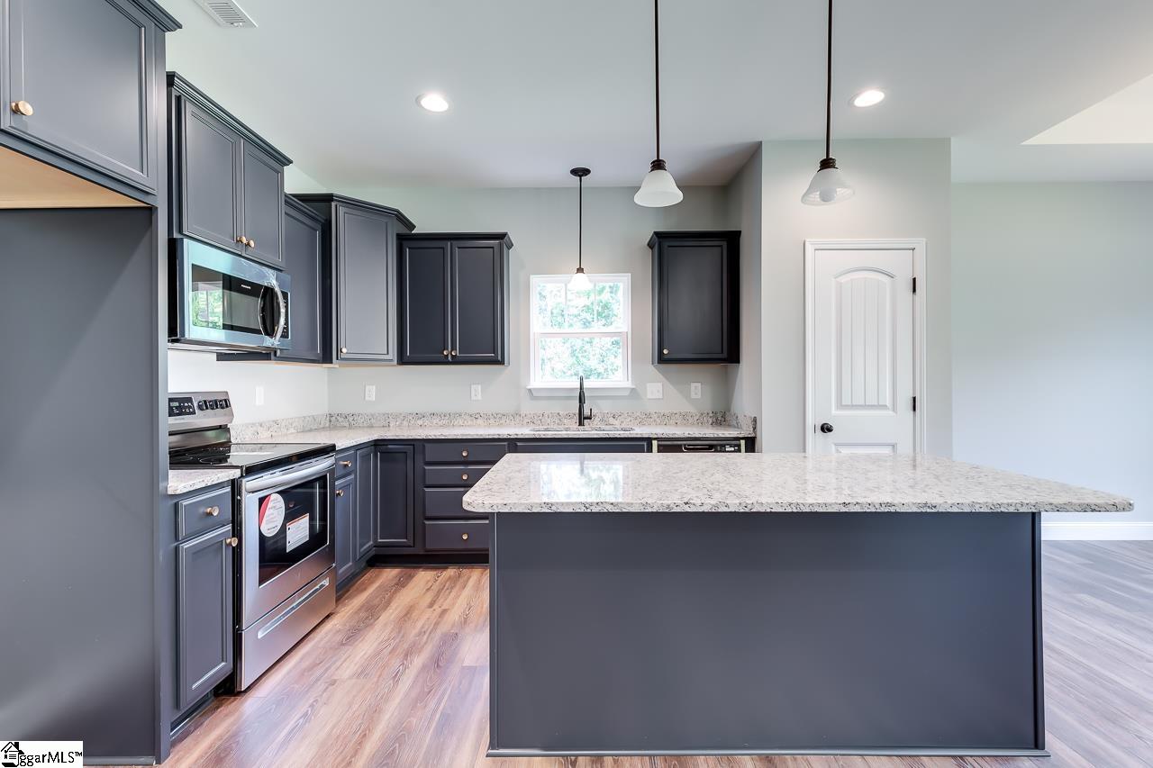 257 Inlet Pointe Drive Anderson, SC 29625 - Photo 17 of 36