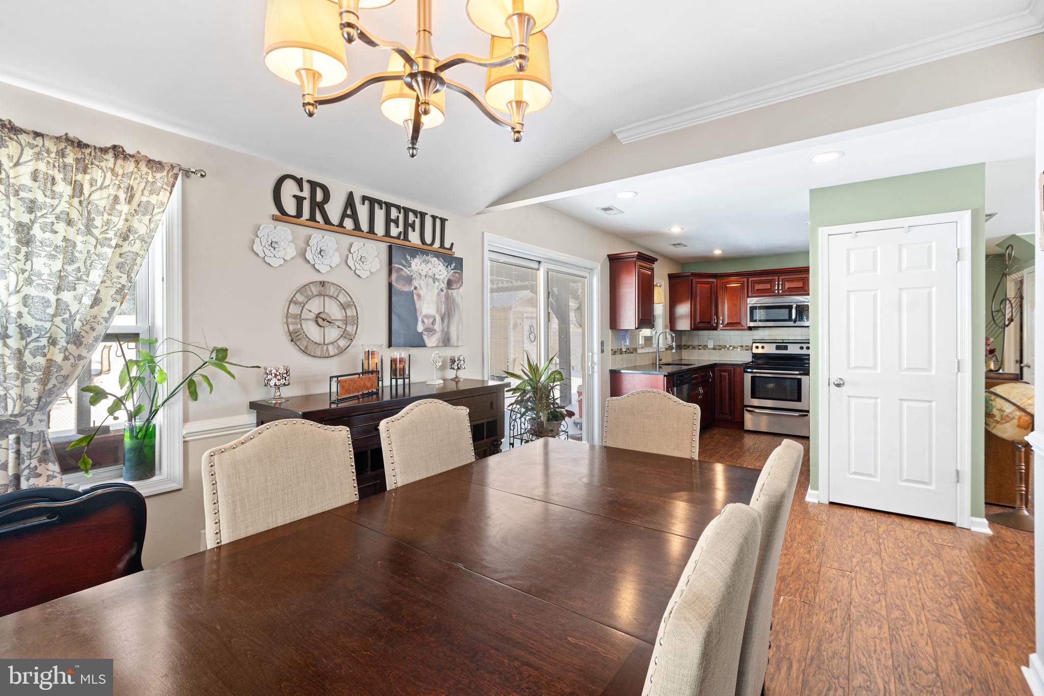 28 MacIntosh Road Levittown, PA 19056 - Photo 13 of 32