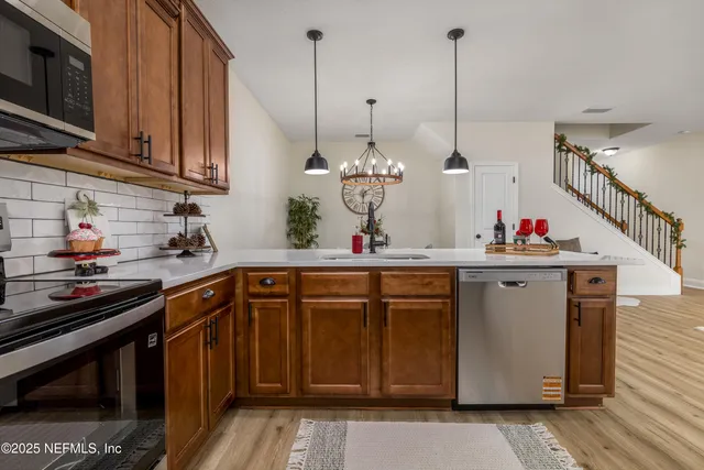 $279,000 | 3081 Zeyno Drive, Middleburg, FL 32068