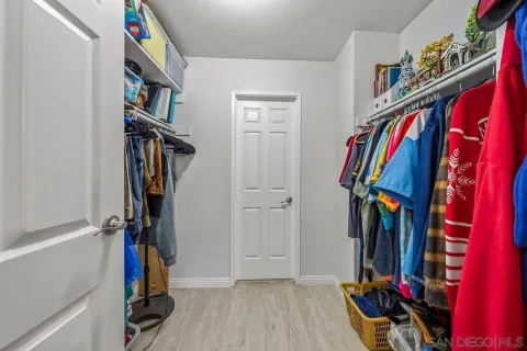 $549,900 | 5661 Lake Park Way, Unit 6, La Mesa, CA 91942
