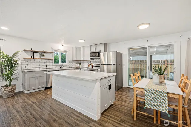 $399,995 | 9011 Washington Boulevard Southwest, Lakewood, WA 98498