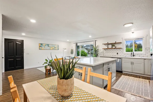 $399,995 | 9011 Washington Boulevard Southwest, Lakewood, WA 98498