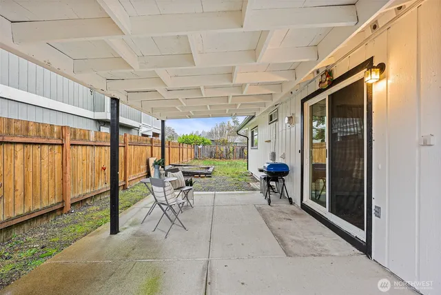 $399,995 | 9011 Washington Boulevard Southwest, Lakewood, WA 98498