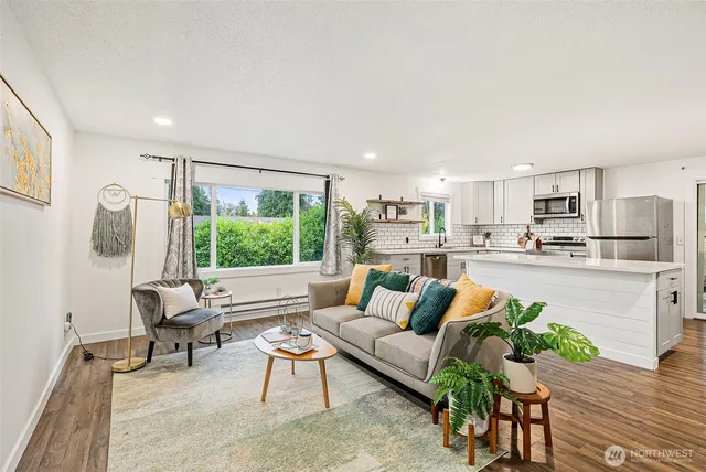 $399,995 | 9011 Washington Boulevard Southwest, Lakewood, WA 98498