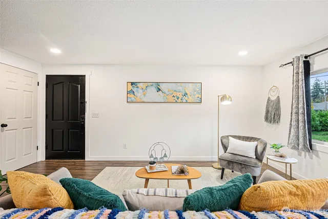 $399,995 | 9011 Washington Boulevard Southwest, Lakewood, WA 98498