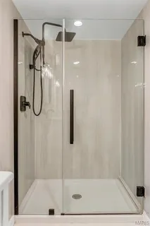 $360,000 | 621 Crest Court, Kirkwood, MO 63122