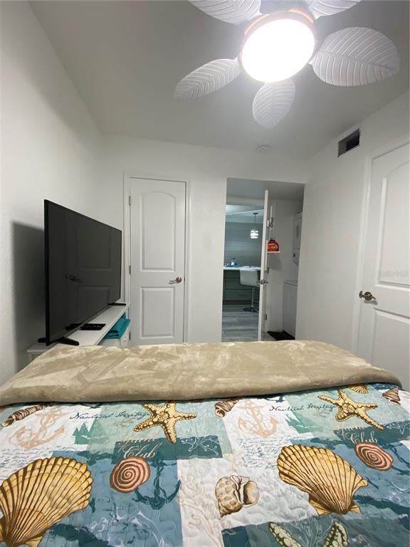 230 Medallion Boulevard, Unit D Madeira Beach, FL 33708 - Photo 17 of 37