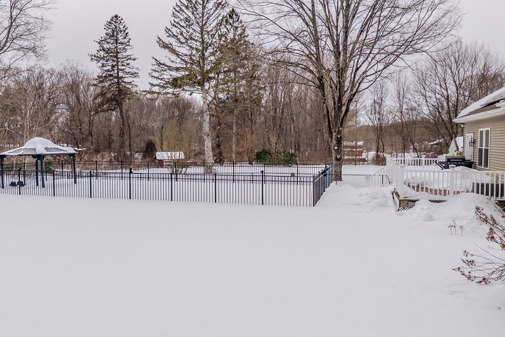 980 Center Street Ludlow, MA 01056 - Photo 8 of 40