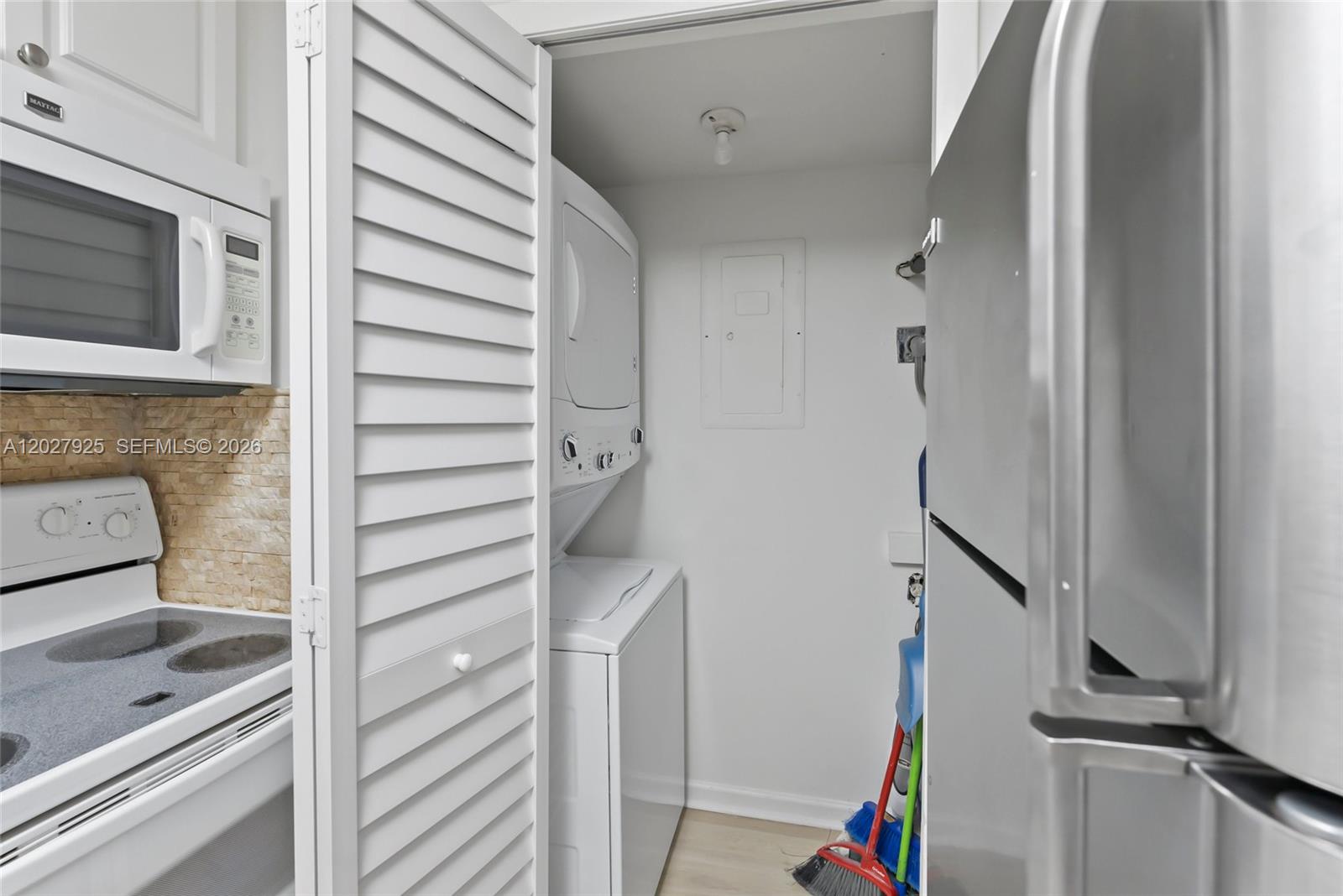 301 Racquet Club Road, Unit 103 Weston, FL 33326 - Photo 13 of 20 a view of front door