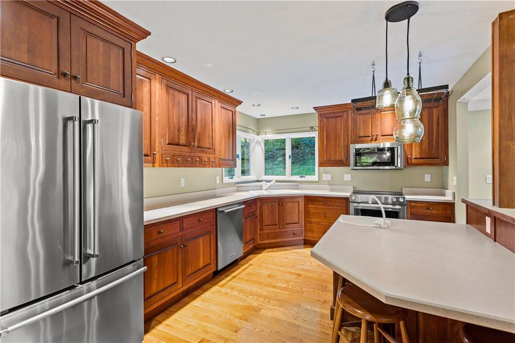 208 Grange Road Rochester, PA 15074 - Photo 3 of 23